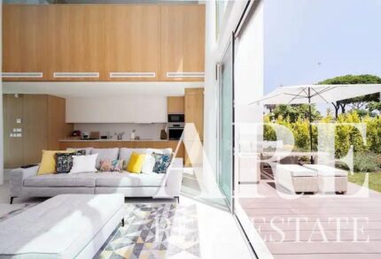 Casa adosada 2 habitaciones en venta en Central, Vilamoura City center, Vilamoura, Algarve &bull; ARE2167