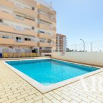 Apartamento 2 habitaciones en venta en Quarteira, Loulé, Algarve &bull; ARE91029 - gallery image
