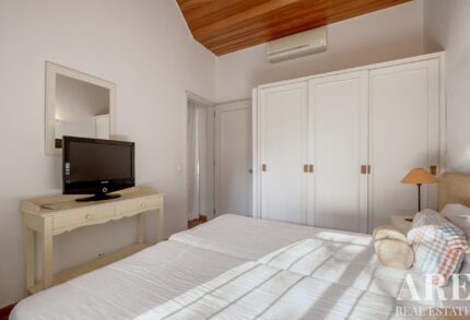 Villa 4 habitaciones en venta en Vilamoura, Quarteira, Algarve &bull; ARE94660