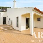 Villa 4 habitaciones en venta en Vilamoura, Quarteira, Algarve &bull; ARE95486 - gallery image