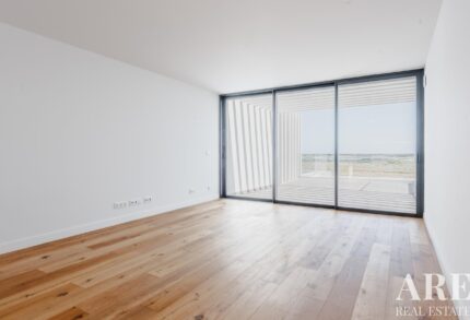 Apartamento 1 habitación en venta en Moncarapacho e Fuseta, Olhão, Algarve &bull; ARE96502