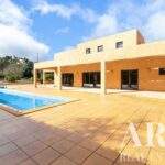 Villa 5 habitaciones en venta en São Gonçalo de Lagos, Lagos, Algarve &bull; ARE70131 - gallery image