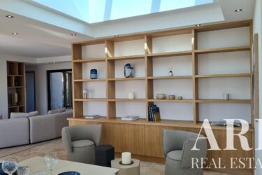 Villa 4 habitaciones en venta en Quinta de Faro, Algarve &bull; ARE02307