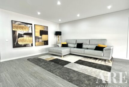 Apartamento 4 habitaciones en venta en Olhão Residence, Quelfes, Olhão, Algarve &bull; ARE64254