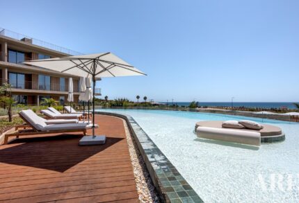 Apartamento 1 habitación en venta en Quarteira, Algarve &bull; ARE90065