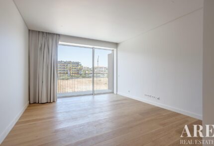 Apartamento 1 habitación en venta en Quarteira, Algarve &bull; ARE90065