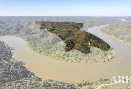 Terreno en venta en Alcoutim e Pereiro, Alcoutim, Algarve &bull; ARE84174