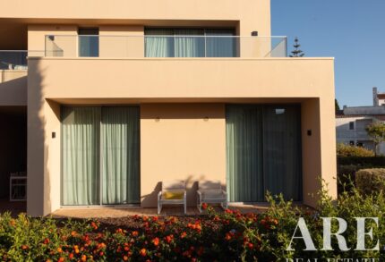 Apartamento 2 habitaciones en venta en White Shell Beach Villas, Porches, Lagoa, Algarve &bull; ARE71376