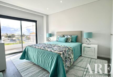 Apartamento 3 habitaciones en venta en Olhão Residence, Quelfes, Olhão, Algarve &bull; ARE64265