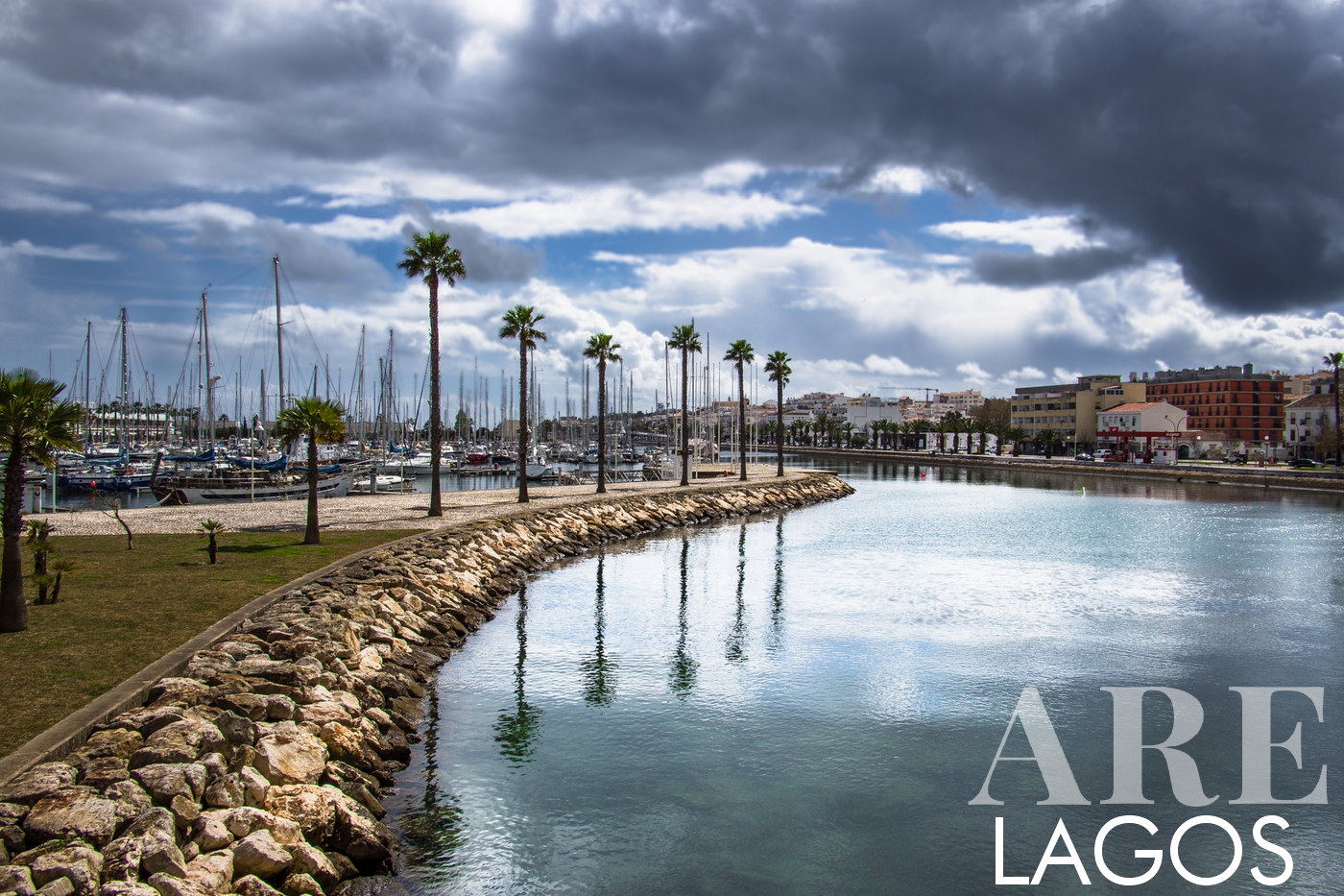 Paisaje urbano de Lagos desde el puente viejo