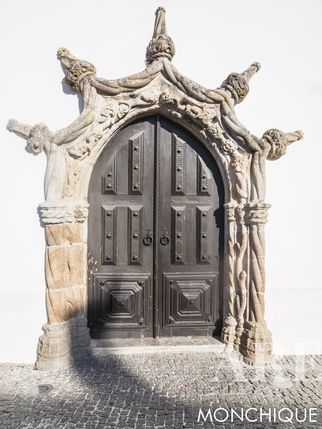 Pórtico Manuelino en Igreja Matriz de Monchique