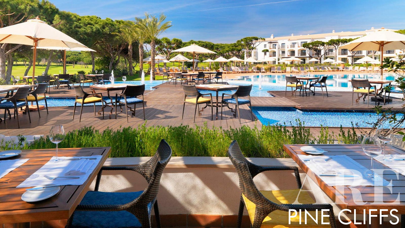 En el complejo Pinecliffs encontrará excelentes restaurantes al aire libre width=