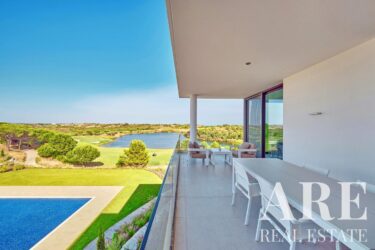 Apartamento 3 habitaciones en venta en Monte Rei, Vila Real Santo Antonio &bull; ARE02102