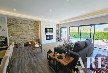 Villa 3 habitaciones en venta en Quarteira, Loulé