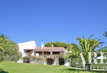 Villa 6 habitaciones en venta en Albufeira