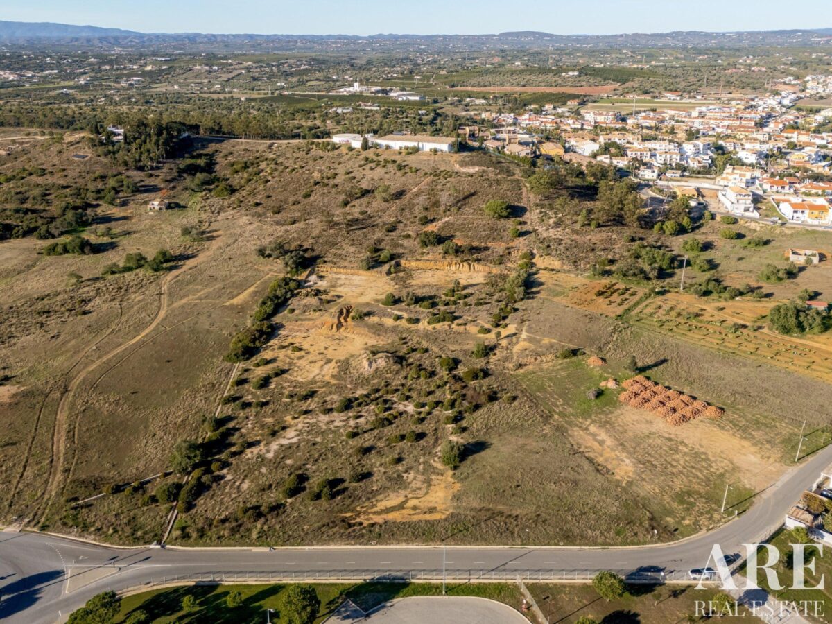 Terreno en venta en Algoz e Tunes, Silves, Algarve • ARE93591