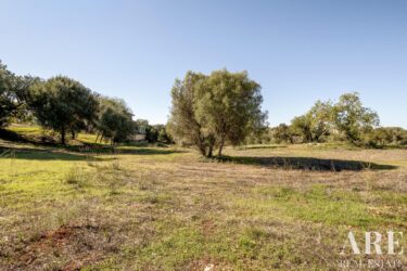 Terreno en venta en Alcantarilha e Pêra, Silves, Algarve • ARE93912