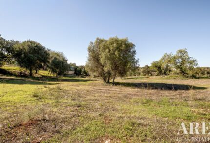 Terreno en venta en Alcantarilha e Pêra, Silves, Faro
