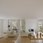 Villa 9 habitaciones en venta en Varandas do Lago, Loulé, Faro - gallery image