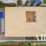 Villa 9 habitaciones en venta en Varandas do Lago, Loulé, Faro - gallery image