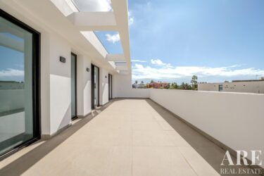 Villa 4 habitaciones en venta en Golf Hills, Vilamoura, Loulé, Algarve • ARE82214