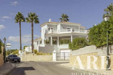 Villa 5 habitaciones en venta en Almancil, Loulé, Algarve • ARE83888