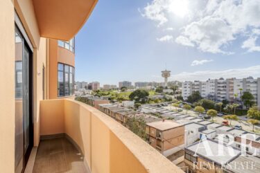 Apartamento 5 habitaciones en venta en Faro (Sé e São Pedro), Algarve • ARE85854