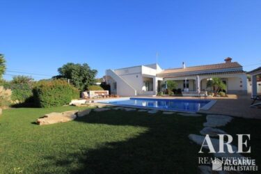 Villa 4 habitaciones en venta en São Brás de Alportel