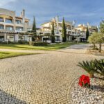Apartamento 2 habitaciones en venta en Pine Hills, Vilamoura, Quarteira, Faro - gallery image