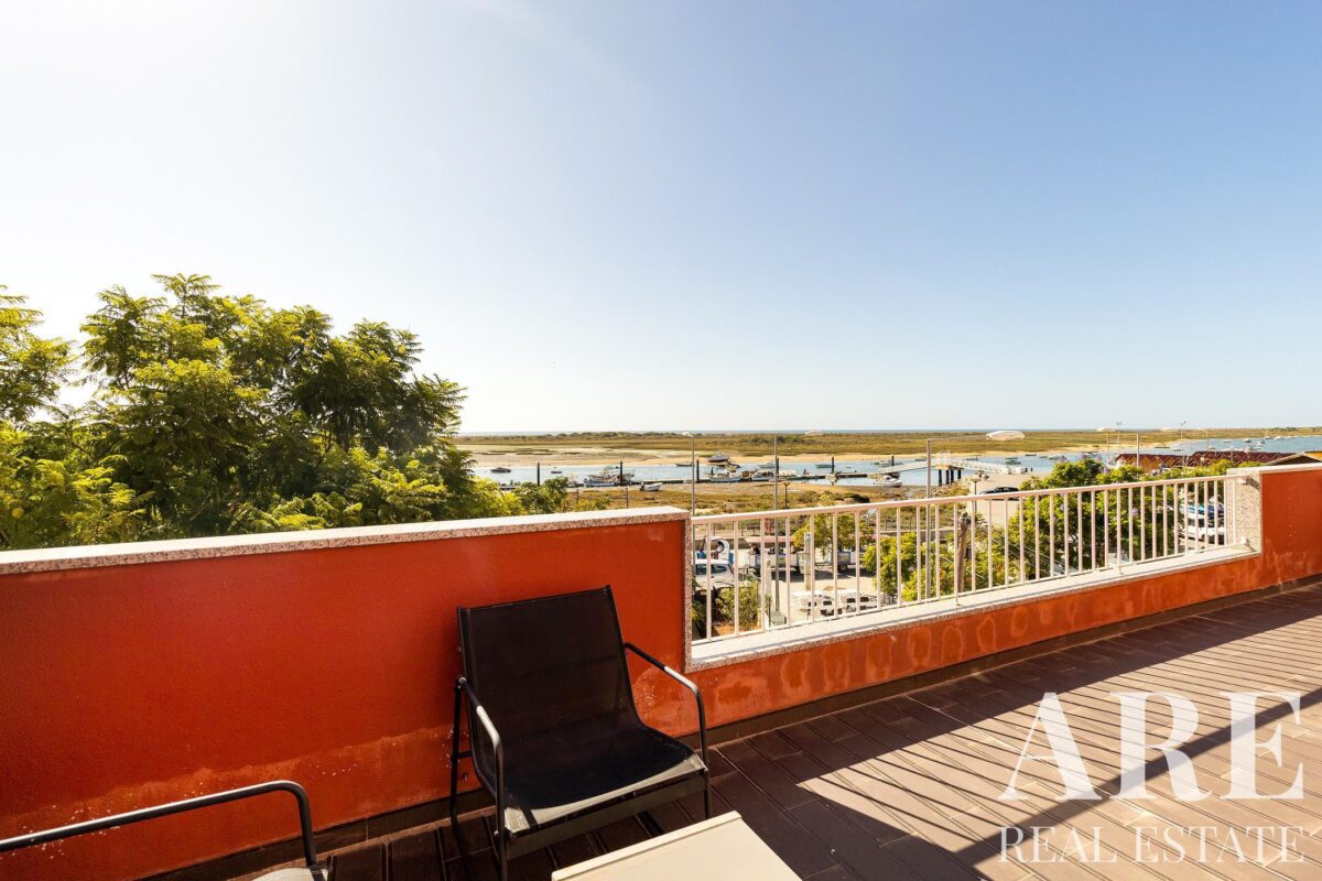 Edificio en venta en Conceição e Cabanas de Tavira, Tavira, Algarve • ARE75108