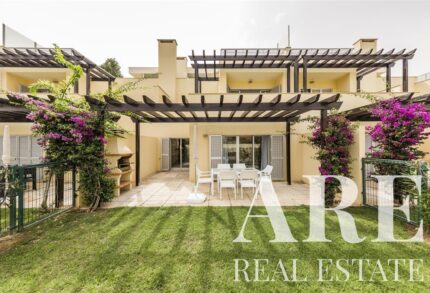 Villa 3 habitaciones en venta en Laguna Resort, Vilamoura, Loulé, Algarve • ARE84496