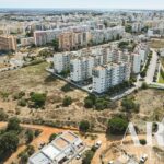 Terrain à vendre à Faro (Sé e São Pedro), Faro, Algarve &bull; ARE61420 - gallery image