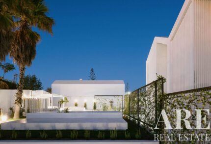 Villa 3 chambres à vendre à Casas de Sal, Moncarapacho e Fuseta, Olhão, Algarve &bull; ARE73947