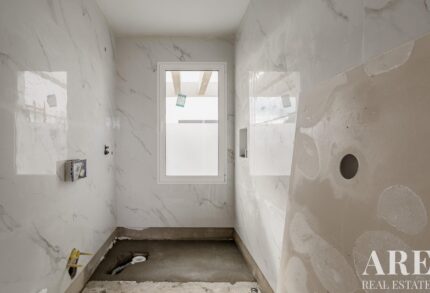 Villa 3 chambres à vendre à Mexilhoeira Grande, Portimão, Algarve &bull; ARE80859