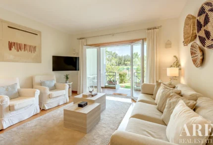 Villa 2 chambres à vendre à Millennium Golf, Vilamoura, Algarve &bull; ARE91414