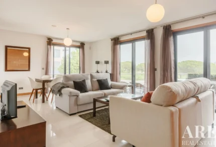 Appartement 2 chambres à vendre à Vale do Lobo, Golden Triangle, Algarve &bull; ARE96160