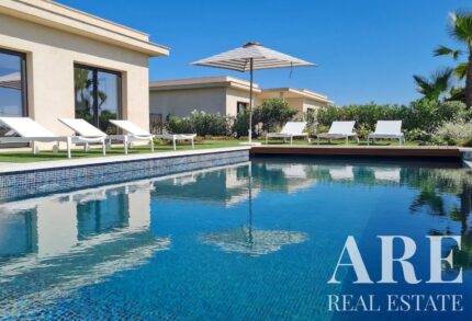 Villa 5 chambres à vendre à Quinta de Faro, Faro