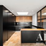 Villa 4 chambres à vendre à Quinta de Faro, Faro - gallery image