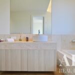 Maison de ville 4 chambres à vendre à Quarteira, Loulé - gallery image