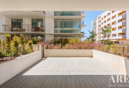 Appartement 2 chambres à vendre à Armação de Pêra, Silves, Faro