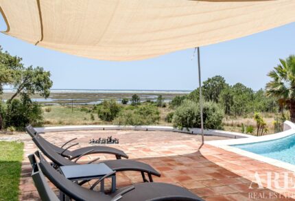 Villa 5 chambres à vendre à Luz de Tavira e Santo Estêvão, Tavira, Faro