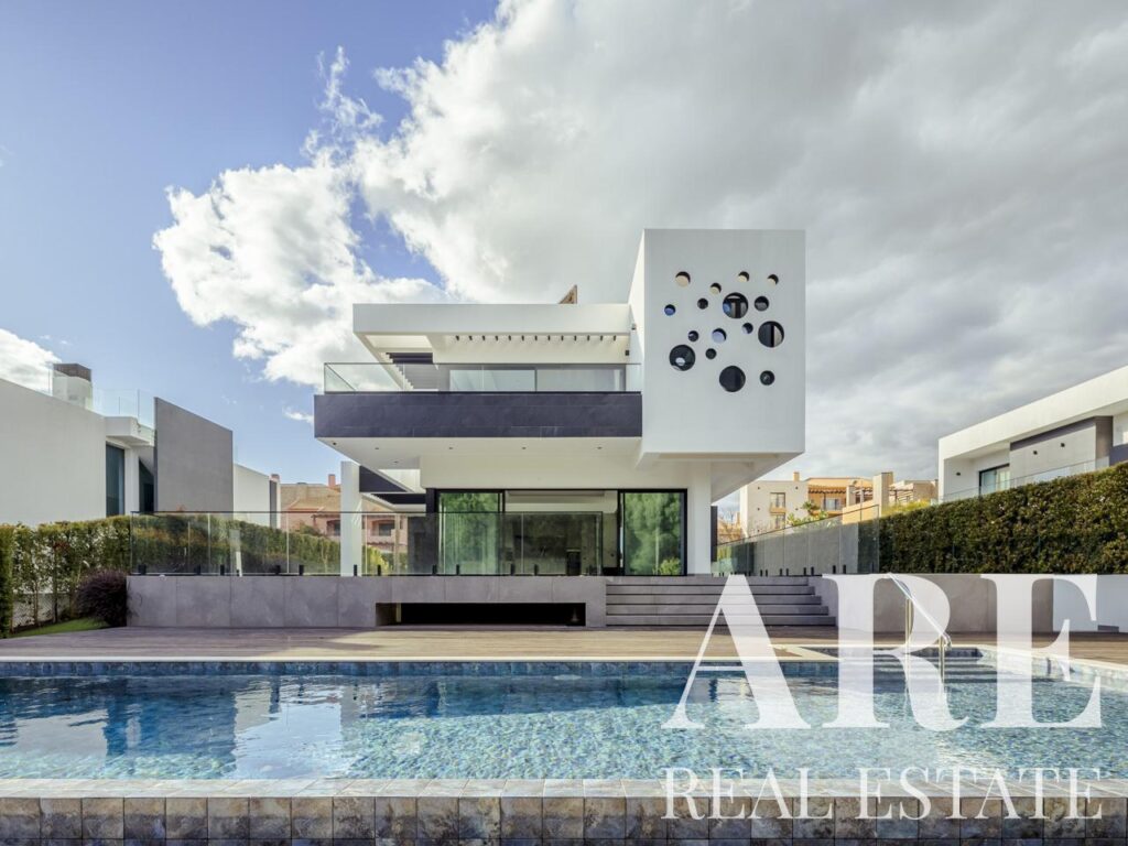 Villa 4 chambres à vendre à Vilamoura, Loulé, Algarve &bull; ARE85718