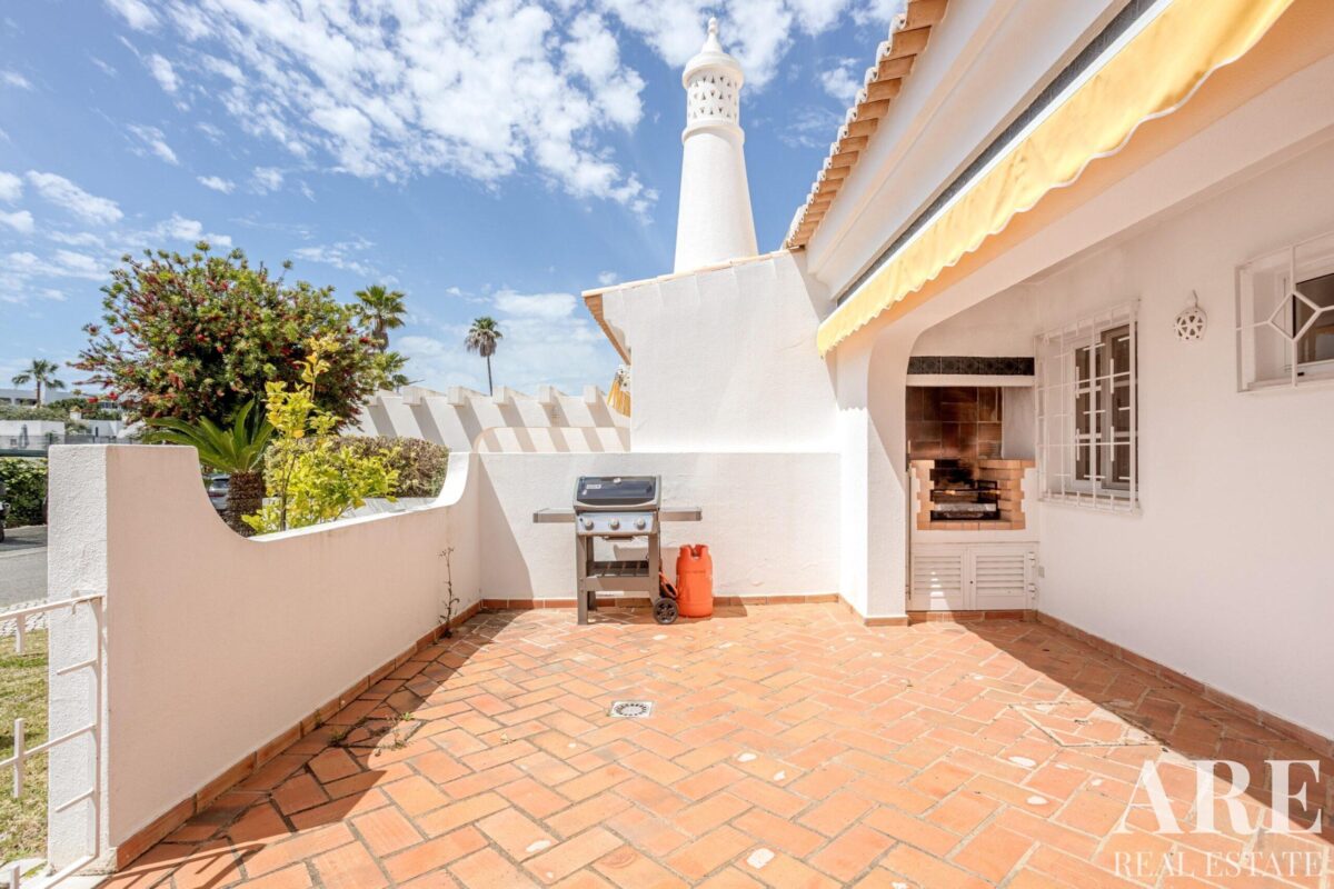 Villa 3 chambres à vendre à Vilamoura, Loulé, Algarve • ARE87133