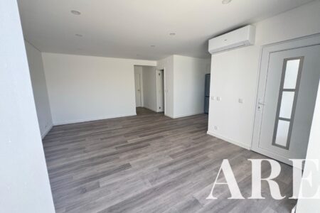 Townhouse for sale in Vilamoura City center, Vilamoura