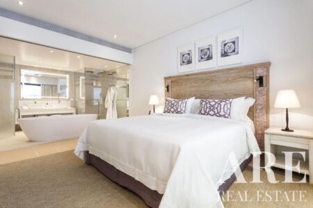 Apartment for sale in Pine Cliffs, Açoteias, Albufeira