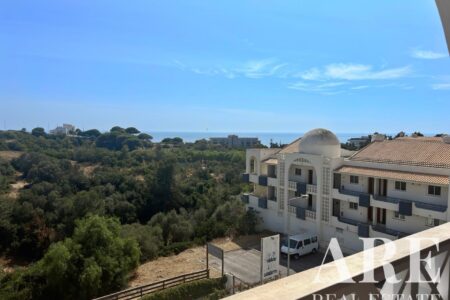 Apartment for sale in Albufeira City center, Albufeira