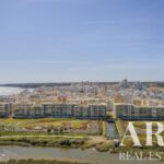 Apartamento 2 quartos à venda em Bayline, Armação de Pêra, Silves, Algarve &bull; ARE88375 - gallery image