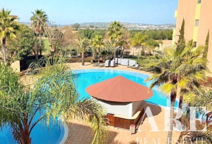 Apartamento 2 quartos à venda em The Residences, Victoria golf, Vilamoura, Algarve &bull; ARE2399