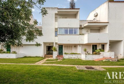 Apartamento 2 quartos à venda em Vilamoura, Quarteira, Algarve &bull; ARE85832