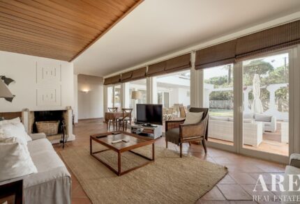 Moradia 4 quartos à venda em Vilamoura, Quarteira, Algarve &bull; ARE94660